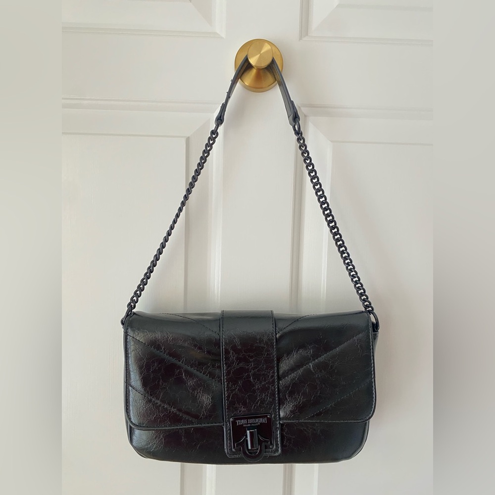True Religion Y2K Black Chain Shoulder Bag Vintage 2000s Style 🖤